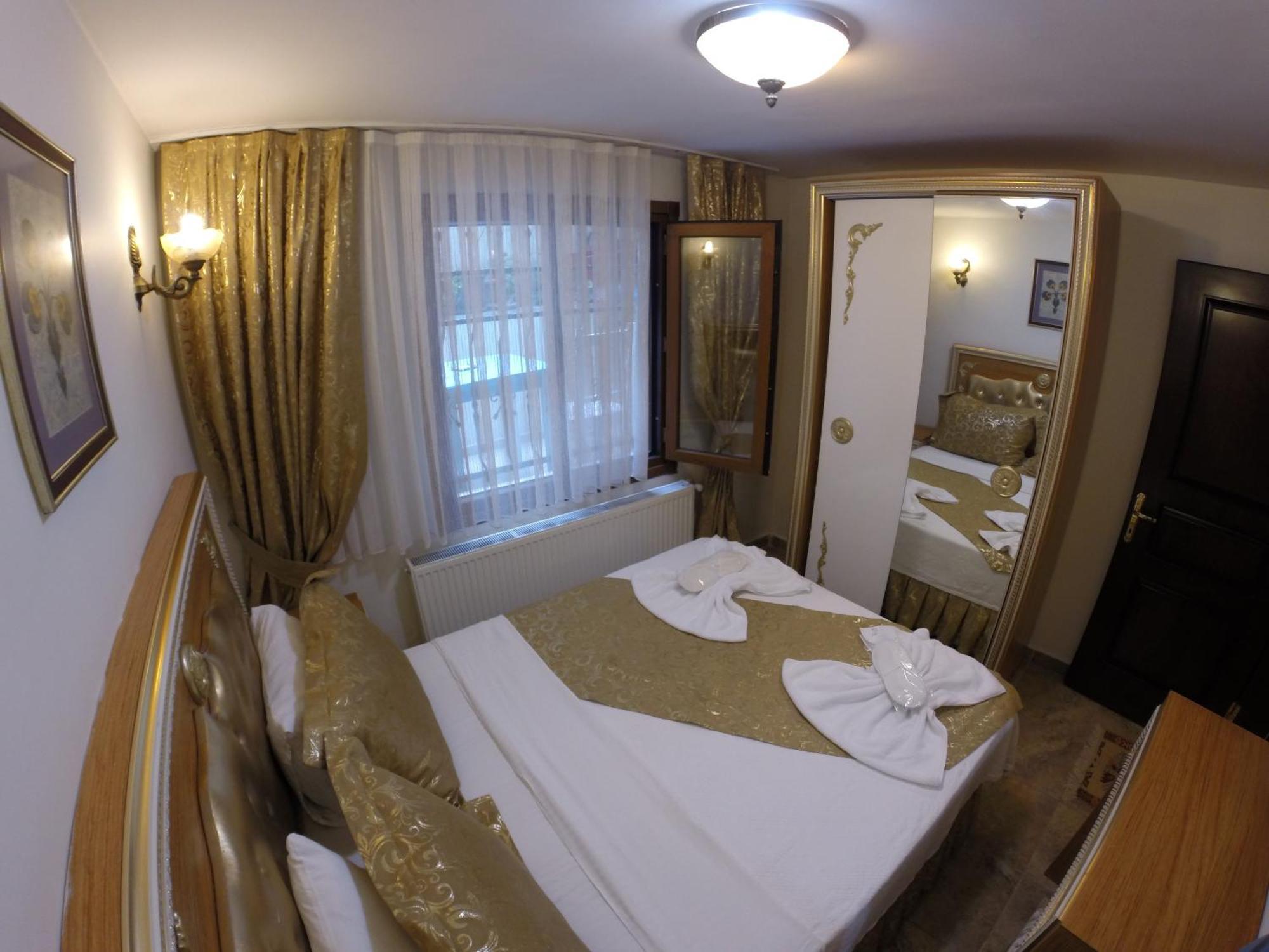 Blue Eye Suites Istanbul Room photo